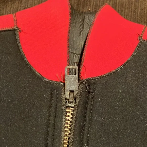 3/$20 Wet suit Wetsuit Ocean Surf board - Picture 3 of 8